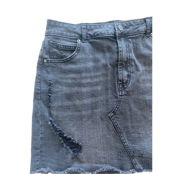 WILD FABLE BLACK DISTRESSED SKIRT NWOT SIZE 12 - Picture 3 of 7